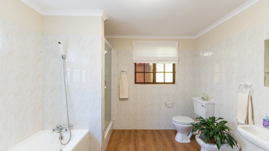 4 Bedroom Property for Sale in Greyton Western Cape